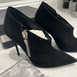 Giuseppe Zanotti Bootie sz 36.5 Worn Once